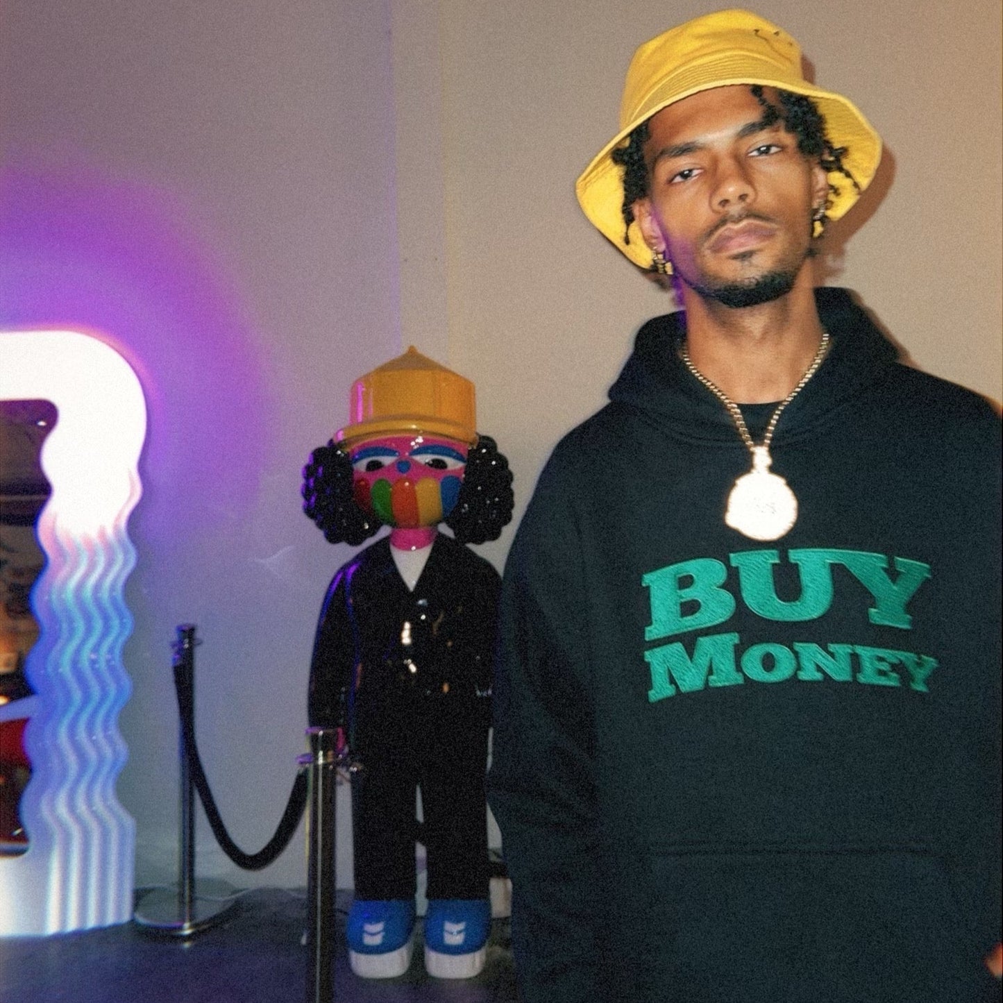 BUY MONEY MEMBER HOODIE